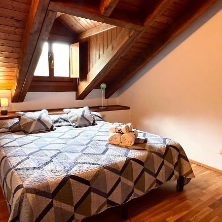Ferienwohnung La Buhardilla De Baro - L'Amfitriona Exterior foto