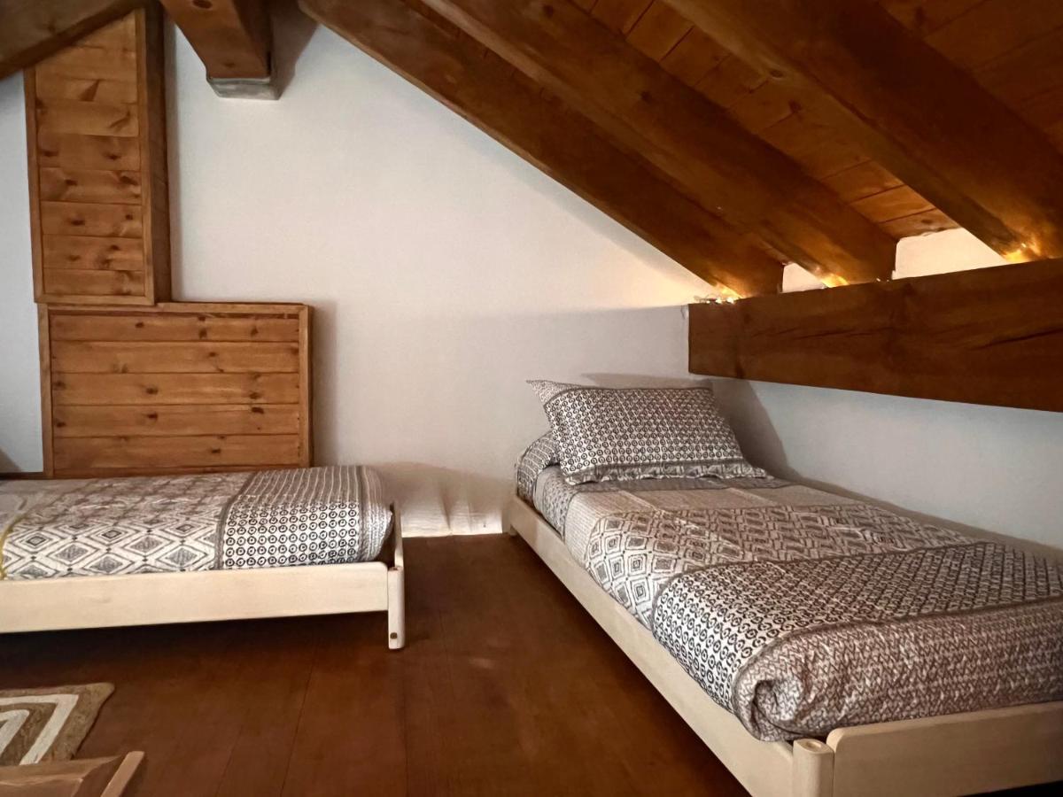 Ferienwohnung La Buhardilla De Baro - L'Amfitriona Exterior foto